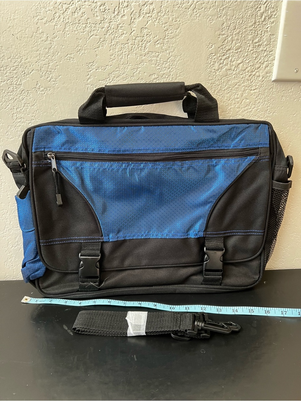 NEW Blue and Black Large Laptop Tech Messenger Portfolio Bag